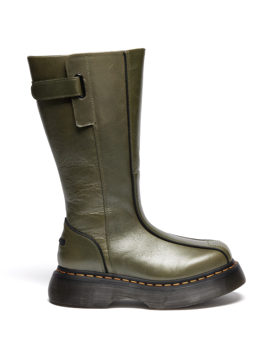 Dr. Martens Buzz
